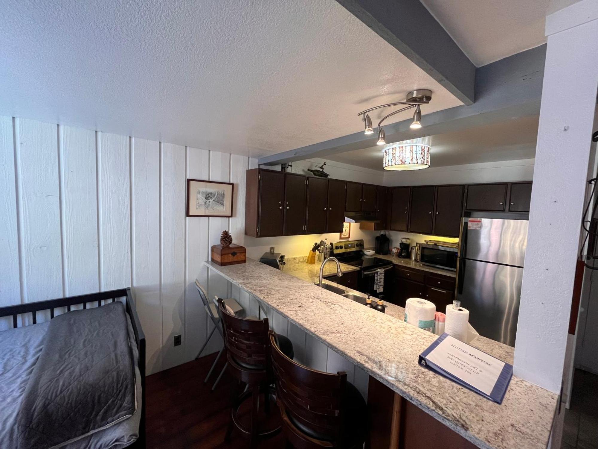 Cozy With Loft At Mammoth & Racquet Club, Hot Tub, Garage, 10 Min Walk To Lifts * Mammoth Lakes