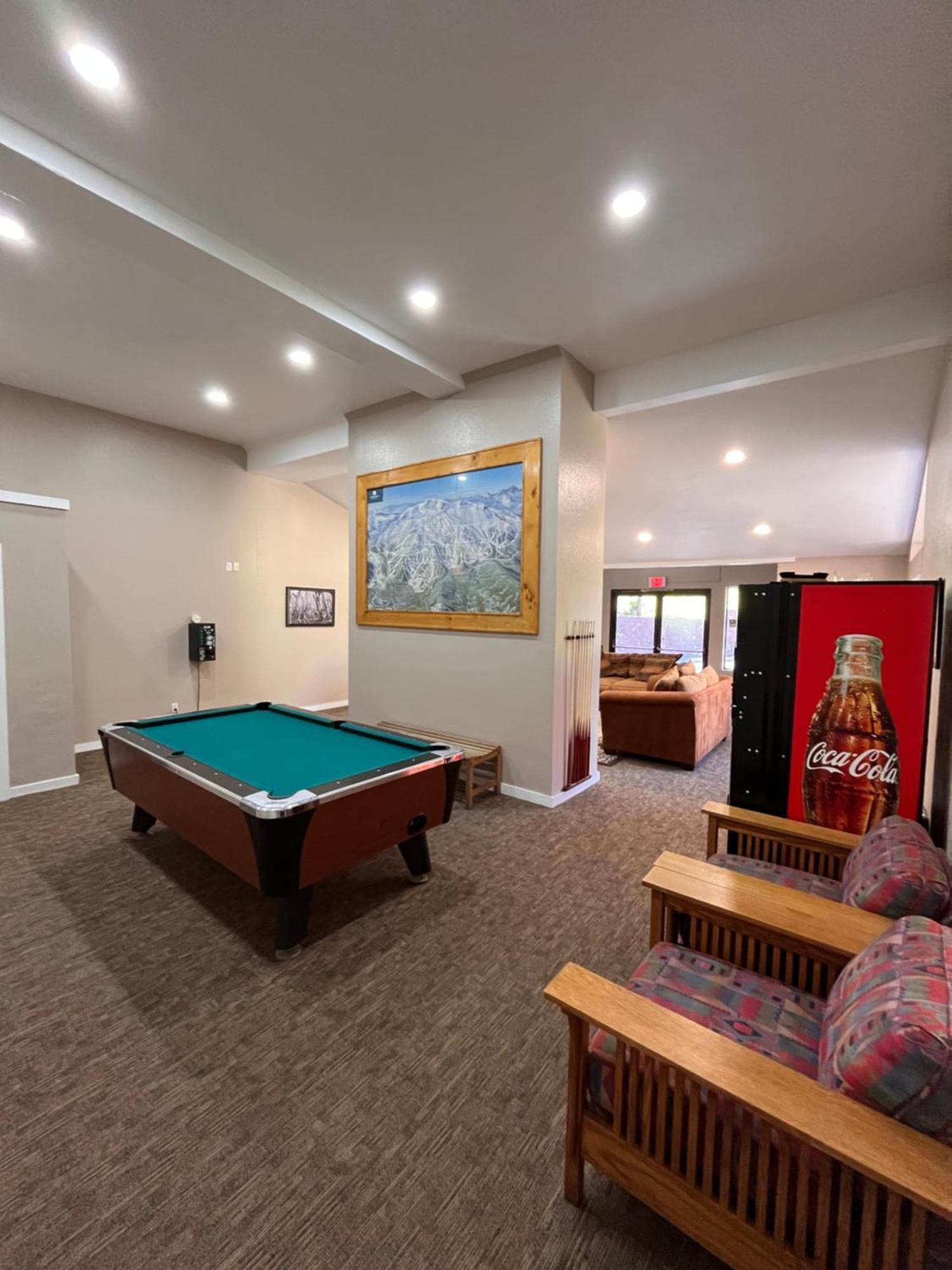 Cozy With Loft At Mammoth & Racquet Club, Hot Tub, Garage, 10 Min Walk To Lifts * Mammoth Lakes