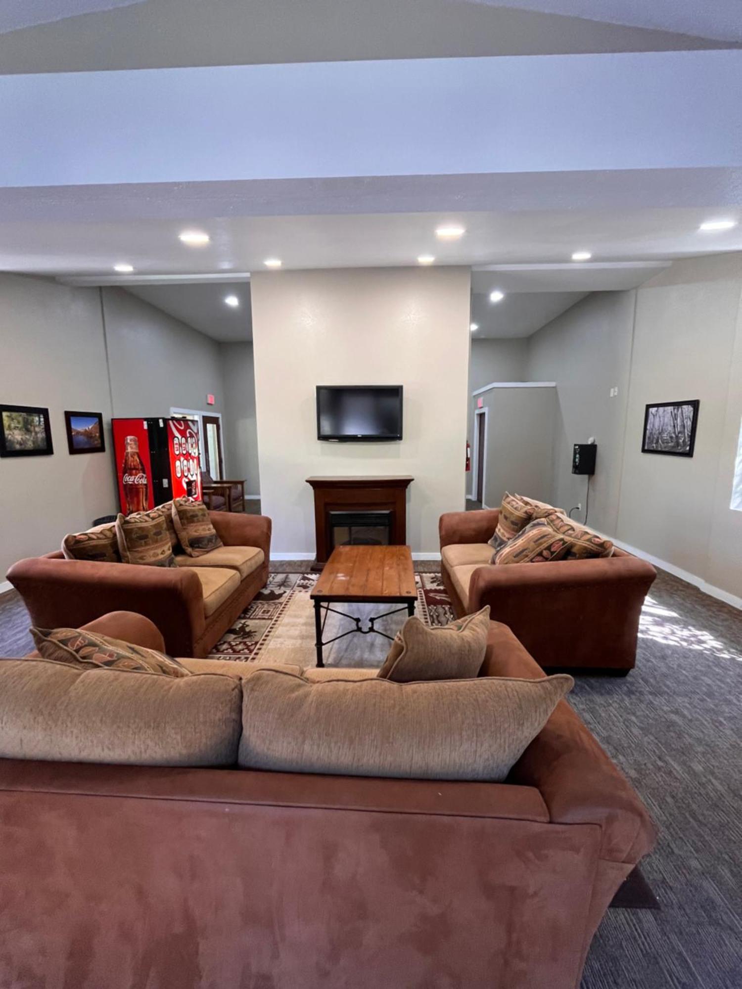 Cozy With Loft At Mammoth & Racquet Club, Hot Tub, Garage, 10 Min Walk To Lifts Apartment