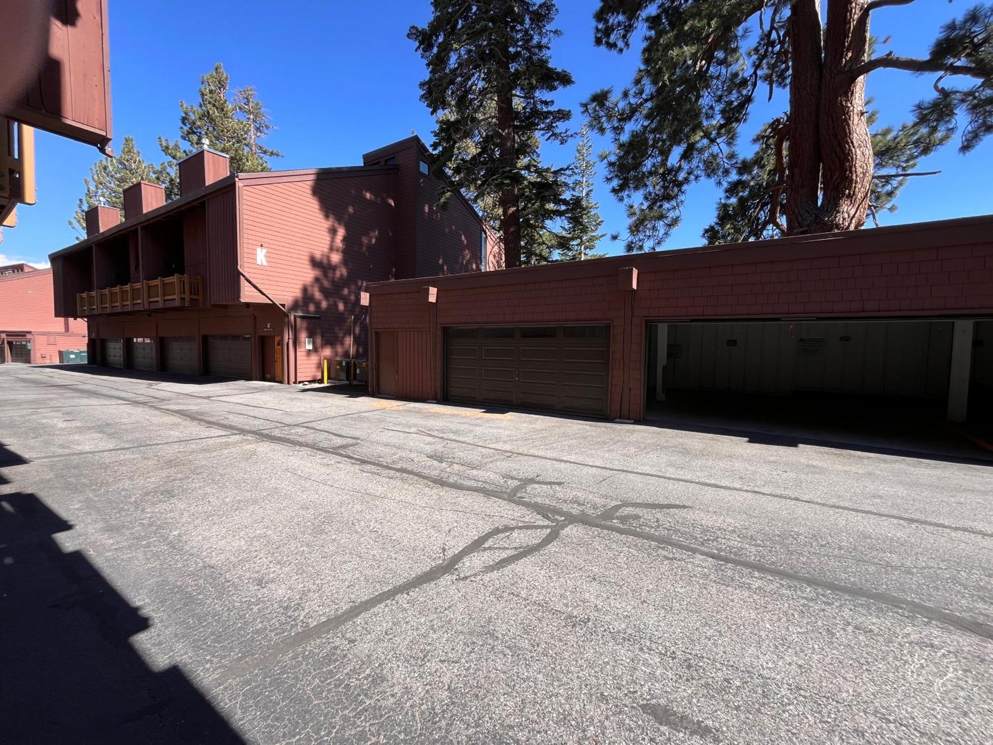 Cozy With Loft At Mammoth & Racquet Club, Hot Tub, Garage, 10 Min Walk To Lifts Apartment *
